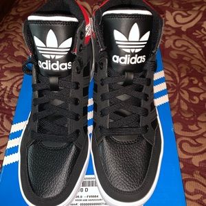Brand New Adidas Hardcourt High!